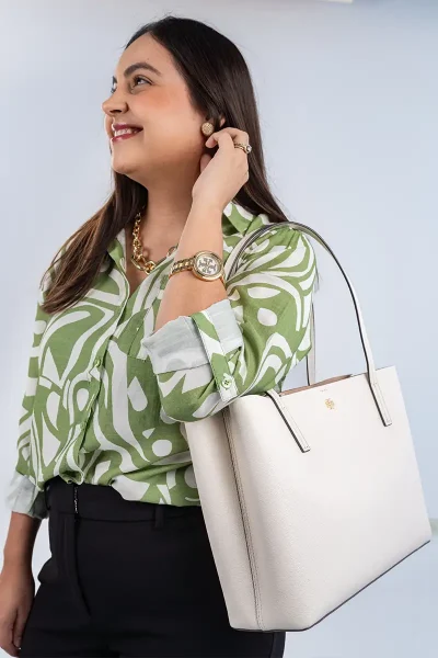 blusa verde estampada elegante mujer 01