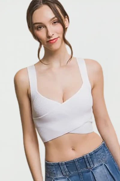 top-con-tirantes-color-nude