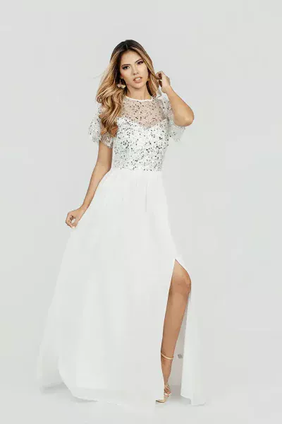 vestido-de-boda-con-escote-redondo-y-mangas-cortas-con-abertura-lateral-en-la-pierna-color-blanco