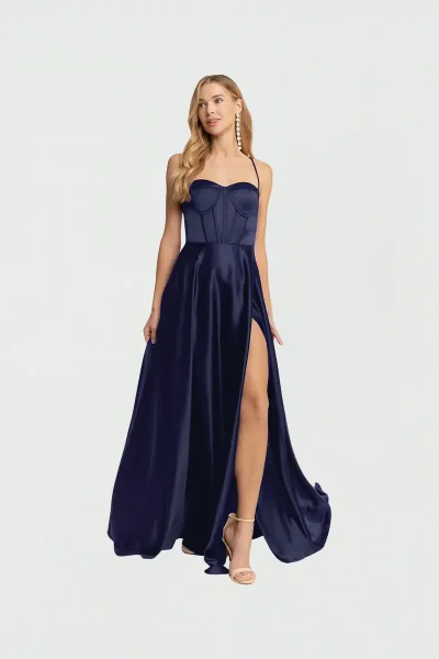 vestido-de-gala-con-abertura-en-la-pierna-color-azul-marino