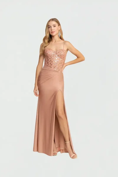 vestido-de-gala-con-lentejuelas-y-pedreria-color-dusty-rose